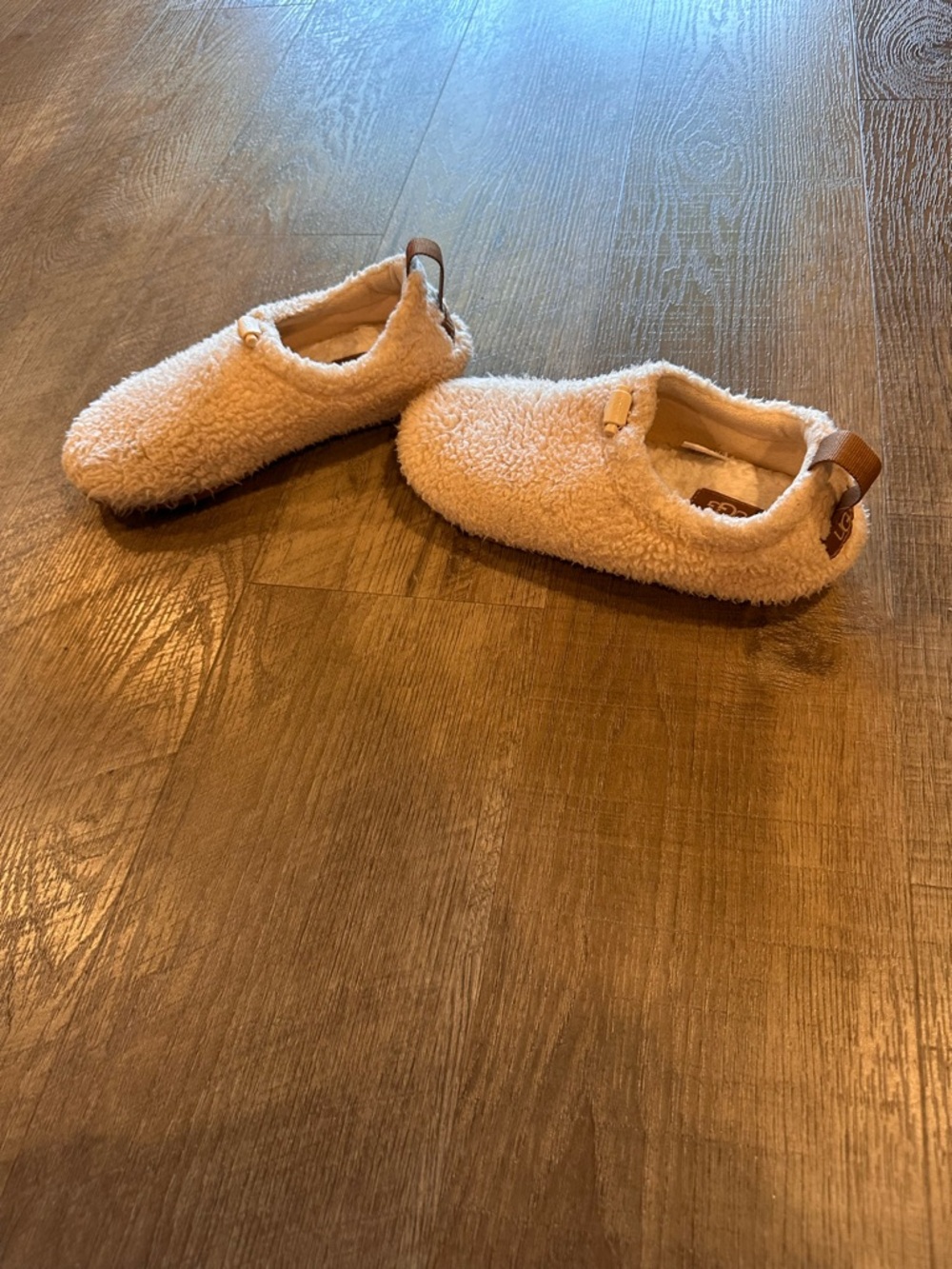 UGG Womens Plushy Slipper Natural/Chestnut Adjustable Cord Logo Womens Size 7 - Picture 7 of 11
